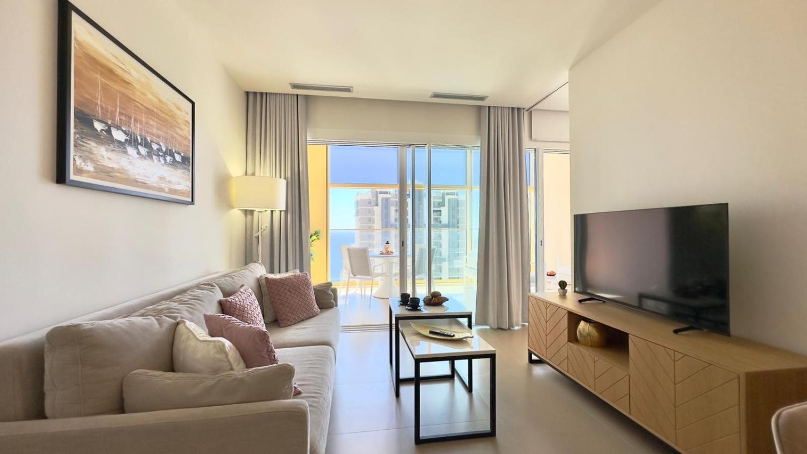 Intempo Residence By Leo Apartments Μπένιντορμ Εξωτερικό φωτογραφία